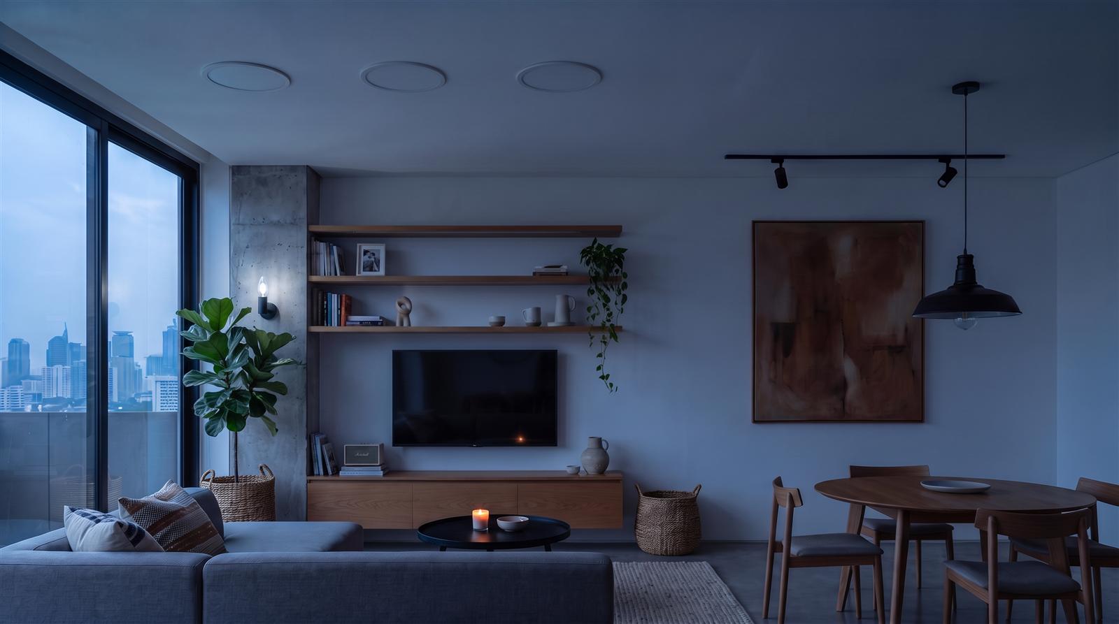 Lampu dinding di atas sofa menyala, putih 6500k